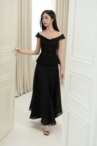 Claire Flare Skirt in Classic Black