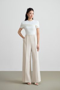 Cori Tailored Side Pleated Sleeves Top in Iconic White