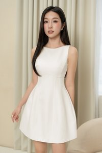 Dayna Padded Boat Neck Mini Dress in Iconic White