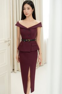 Delia Off Shoulder Tailored Top in Wine Red