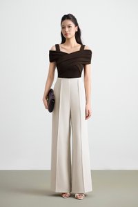 Julinne Padded Ruched Top in Espresso