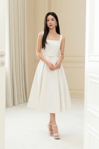 Talia Padded Flare Midi Dress with Detachable Bow Belt in Iconic White