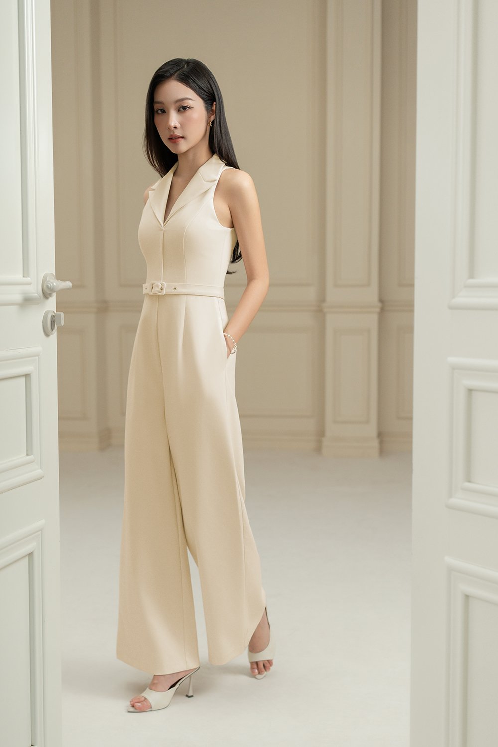 Aveline Tailored Wide Leg Jumpsuit in Cream