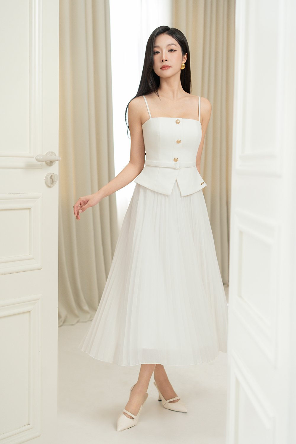 Cyrille Padded Peplum Pleated Dress in Iconic White