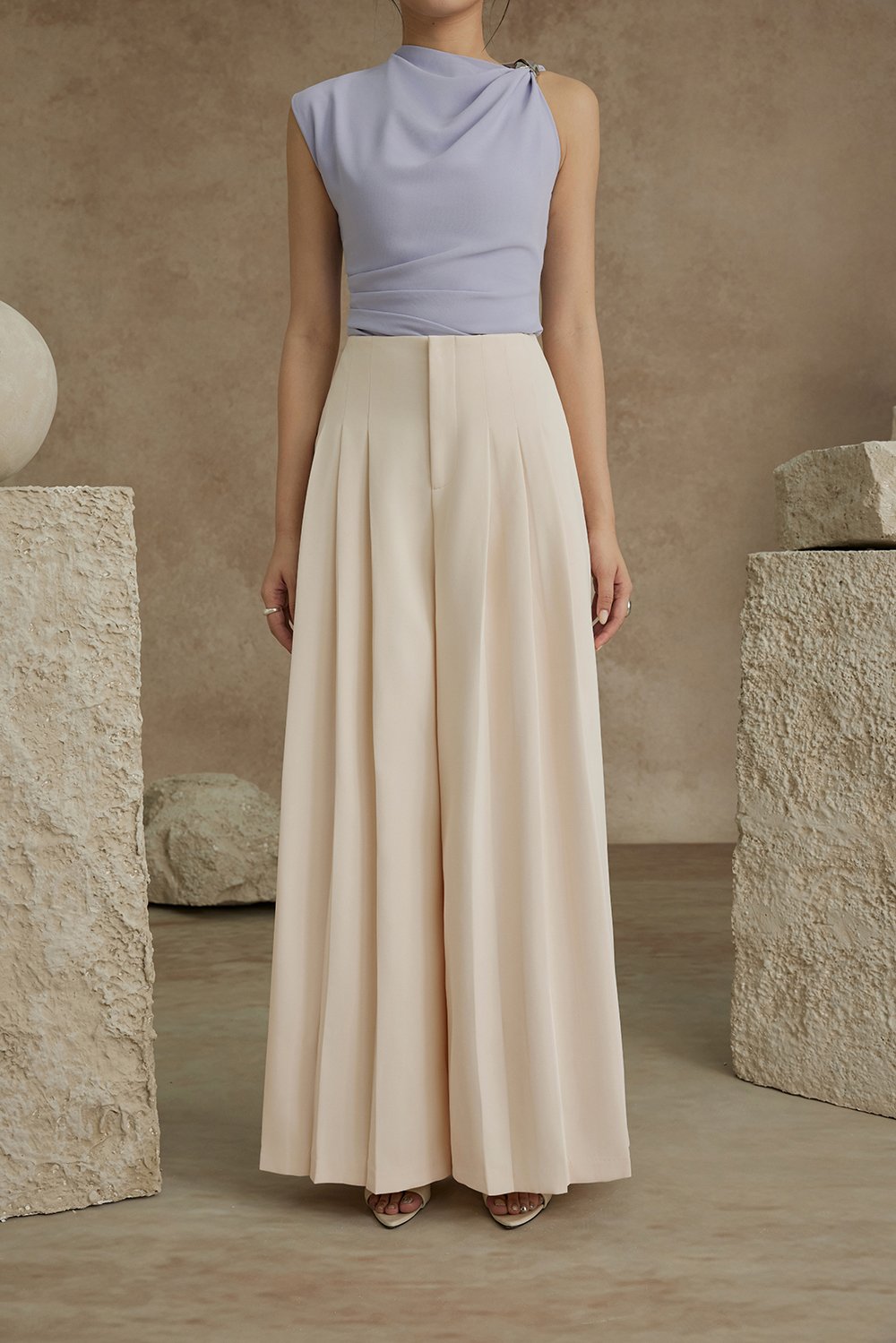 Deonna Wide Leg Pants With Pleats in Cream