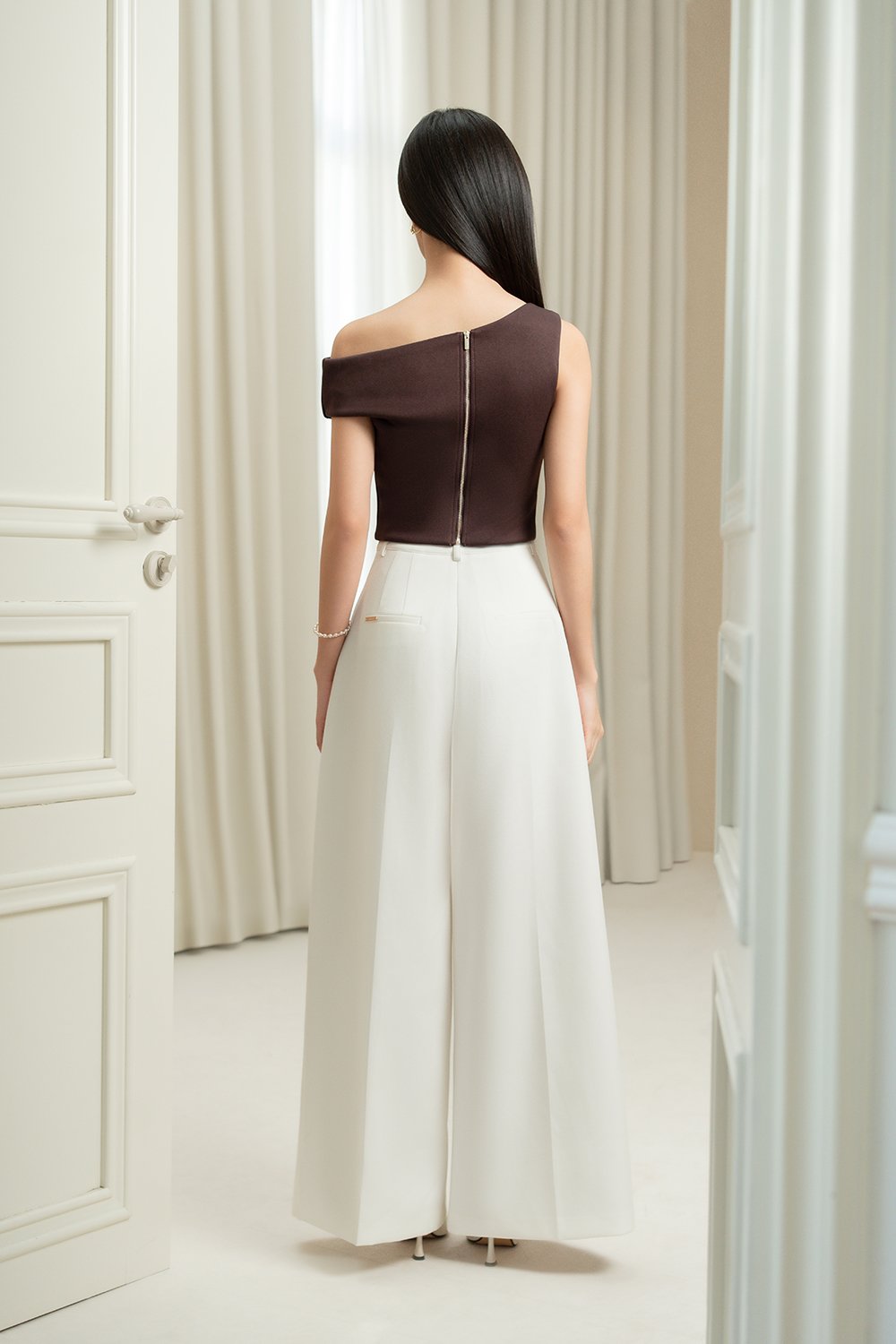 Eula Padded Asymmetrical Shoulder Crop Top in Plum Brown