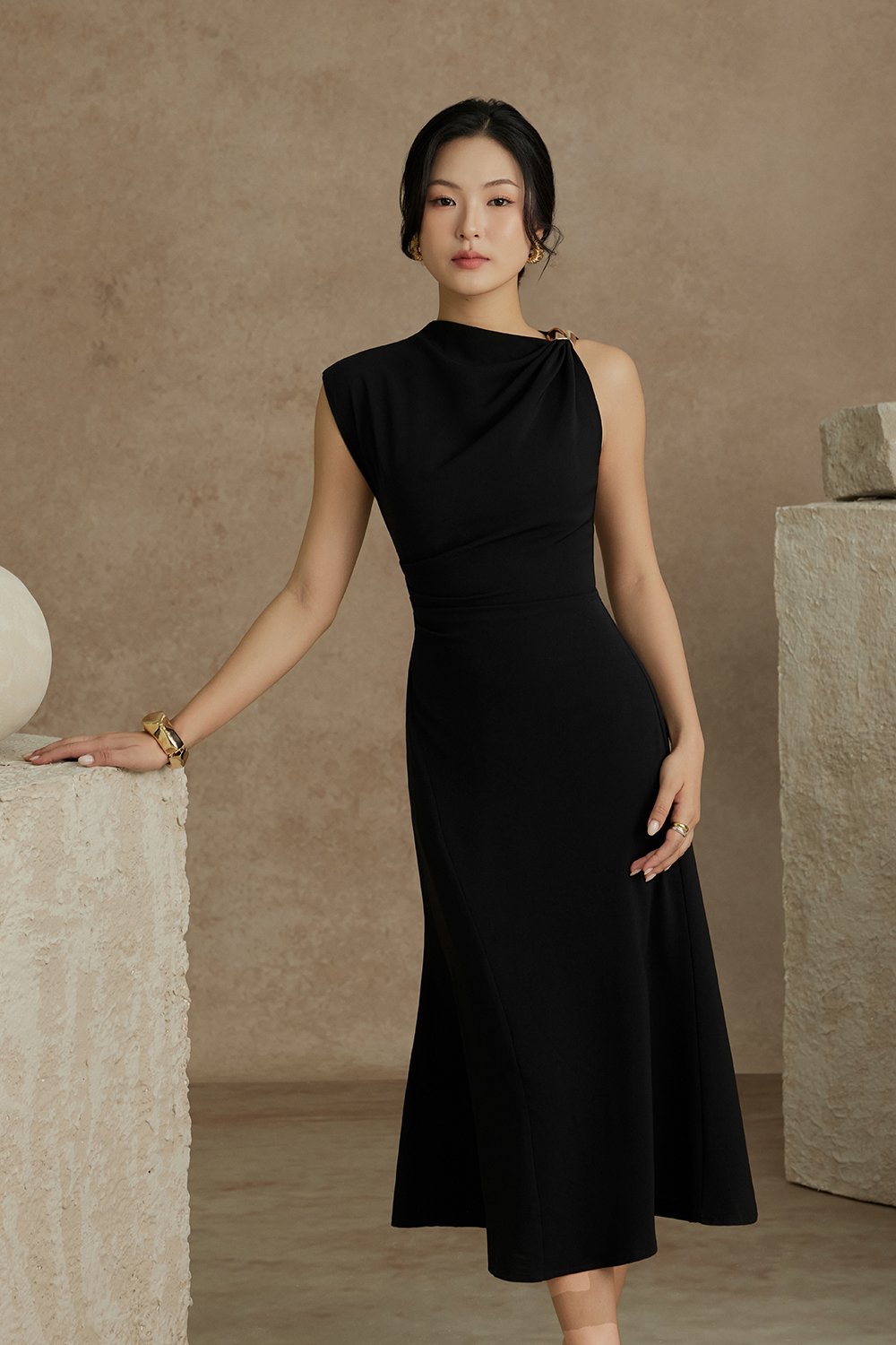 Iona Asymmetrical Shoulder Dress in Classic Black