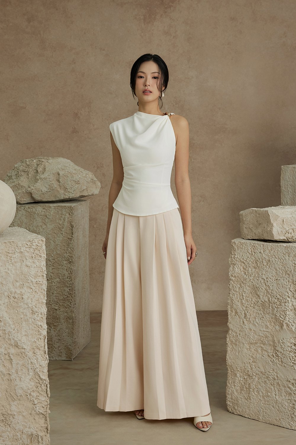 Isa Asymmetrical Shoulder Drape Top in Iconic White
