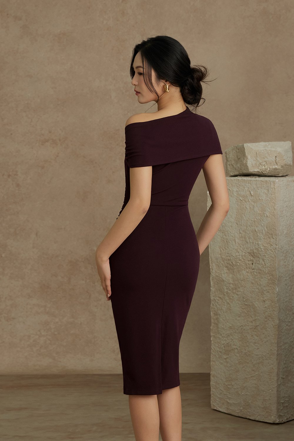 Noa Padded Asymmetrical Neckline Pencil Dress in Deep Burgundy