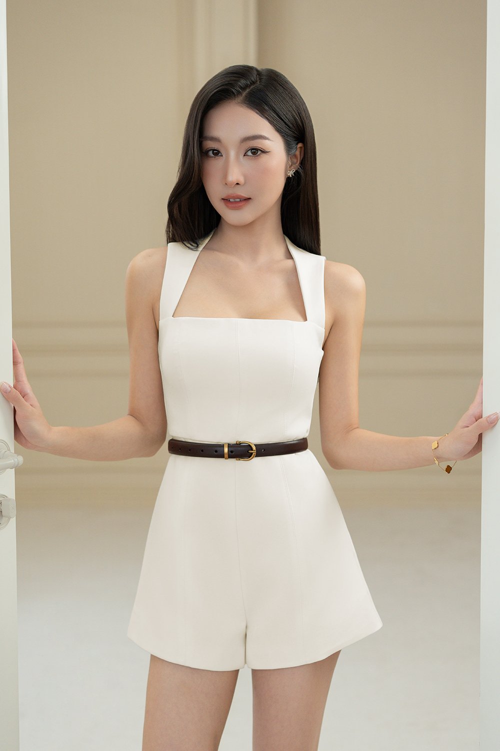 Sherlynne Padded Queen Anne Romper in Iconic White