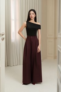 Eula Padded Asymmetrical Shoulder Crop Top in Classic Black