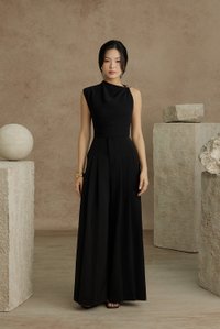 Isa Asymmetrical Shoulder Drape Top in Classic Black