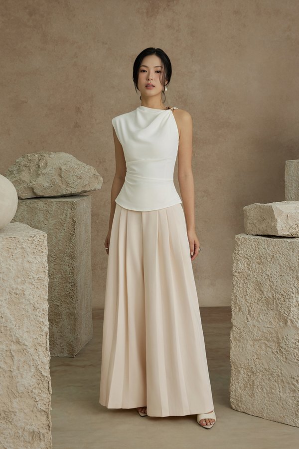 Deonna Wide Leg Pants With Pleats in Cream