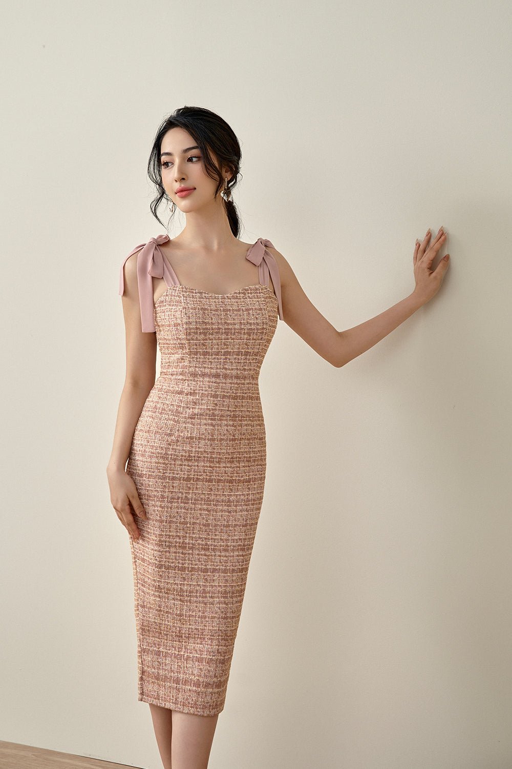 Alexiel Ribbon Strap Fitted Dress in Rose Tweed