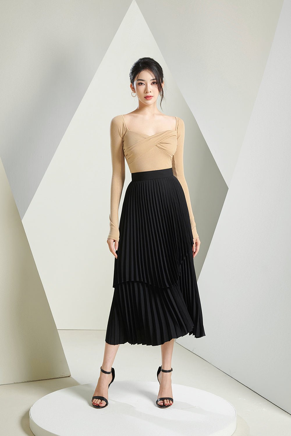 Arya Pleated Midi Skirt in Matte Classic Black