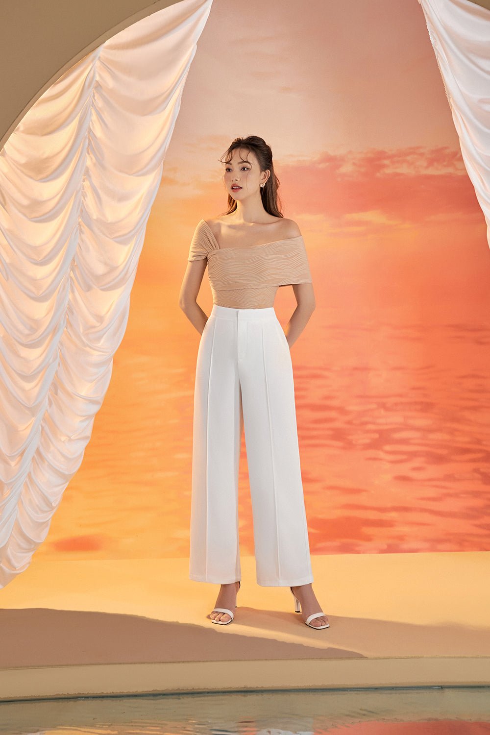 Millicent Straight Leg Pant in Iconic White (2023)