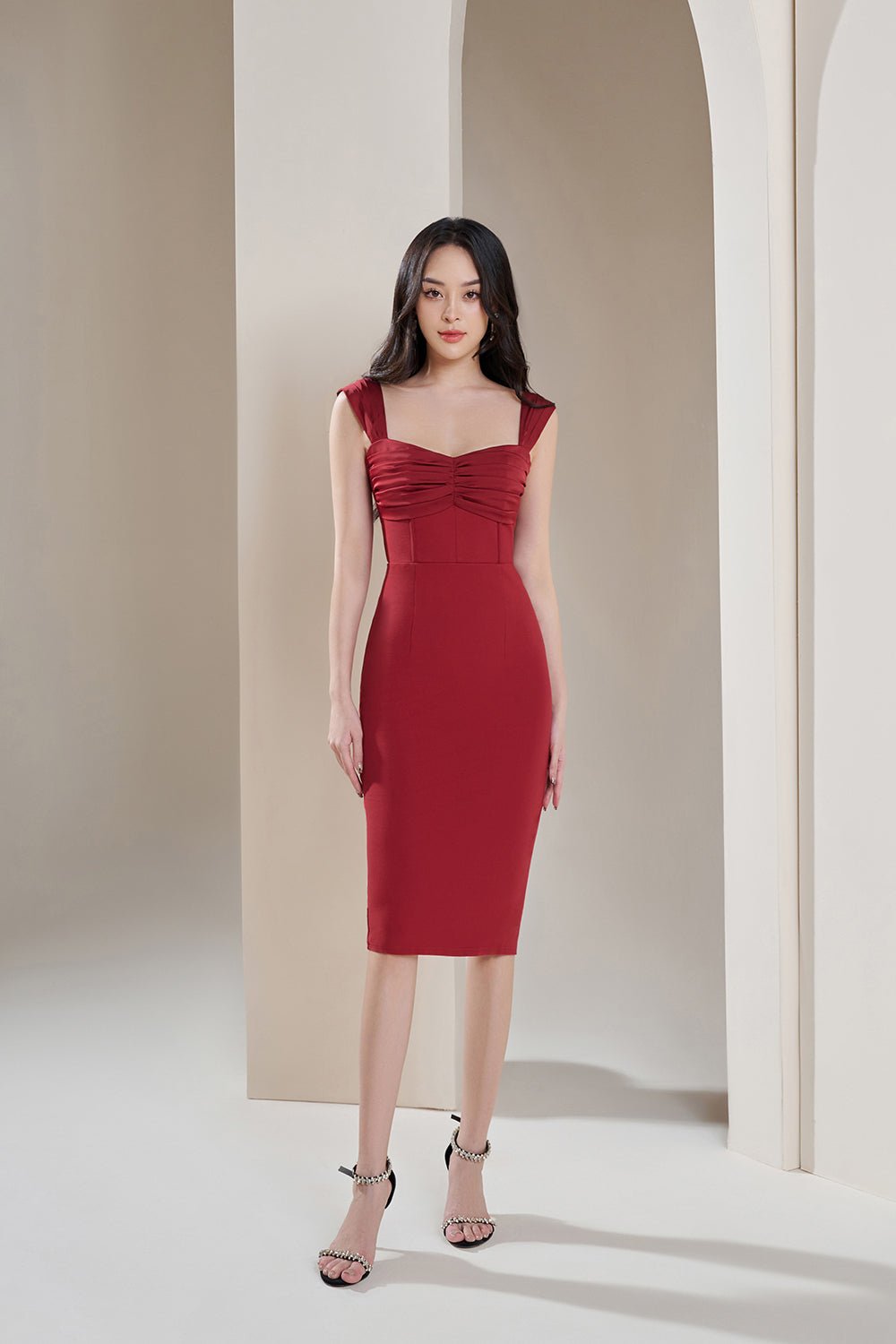 Brinkley Ruched Bust Corset Detail Pencil Dress in Maroon Red