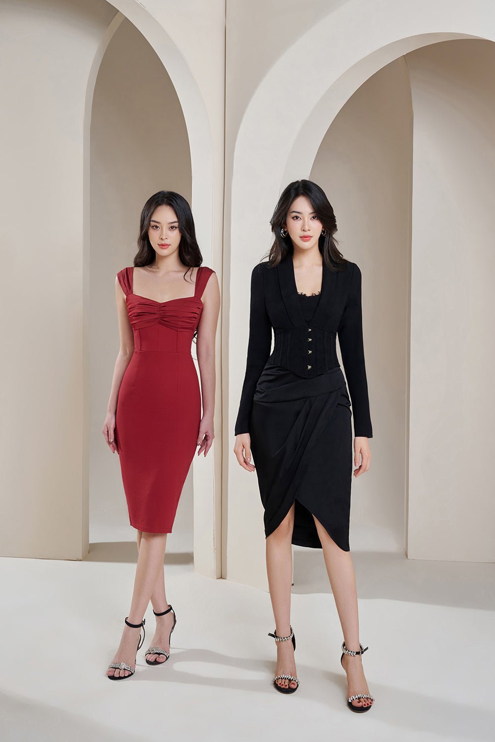 Elle Corset Crop Lapel Blazer in Classic Black