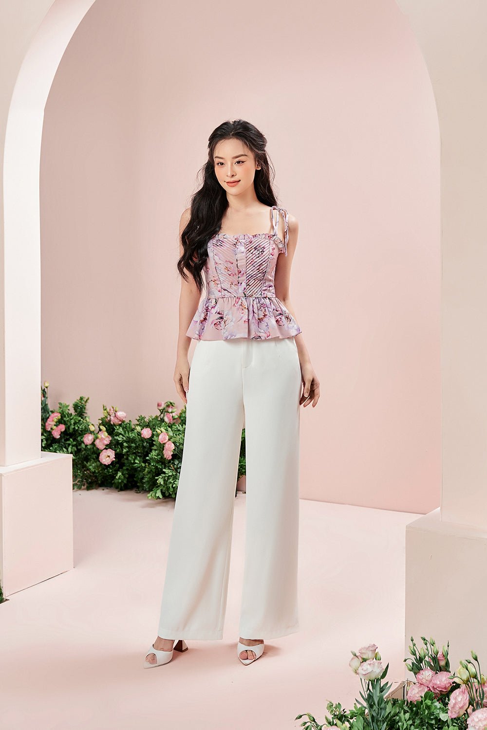 Halle Straight Leg Pants in Iconic White