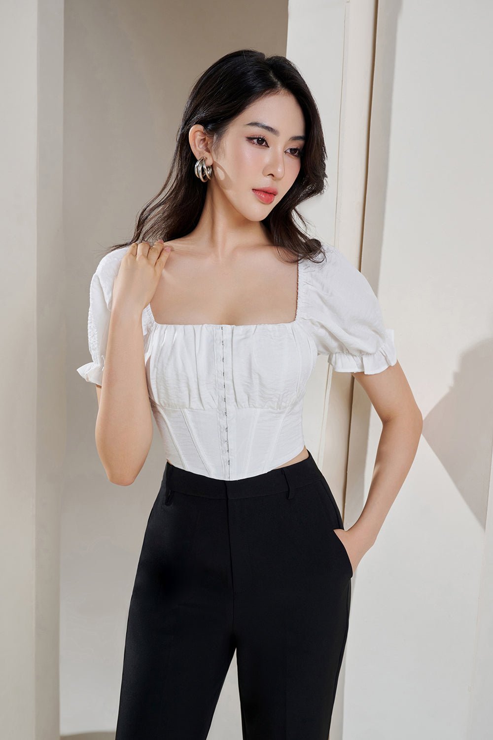 Chelsea Puff Sleeves Hook & Eye Top in Iconic White