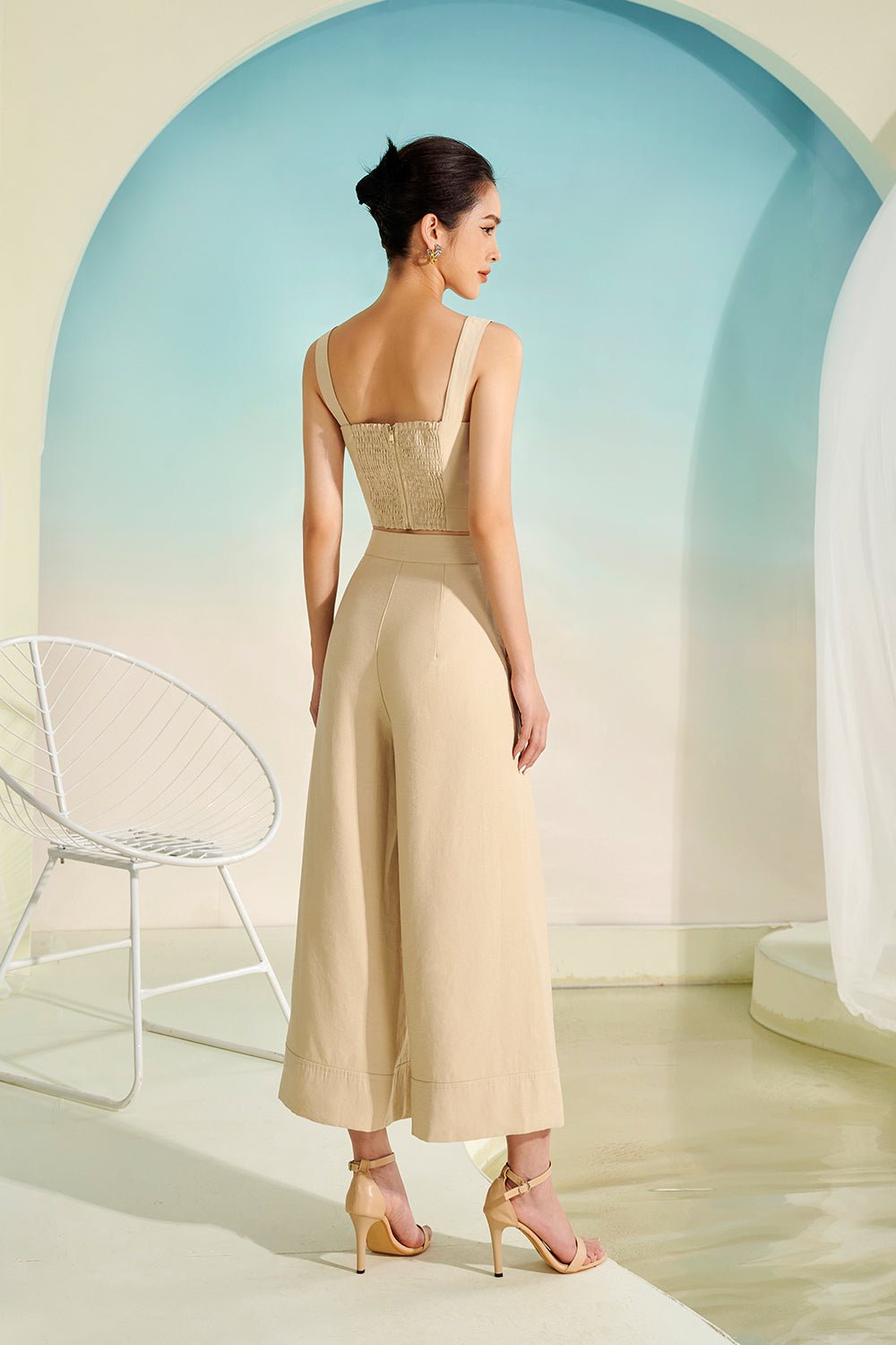 Everly Pintuck Crop Top in Sand