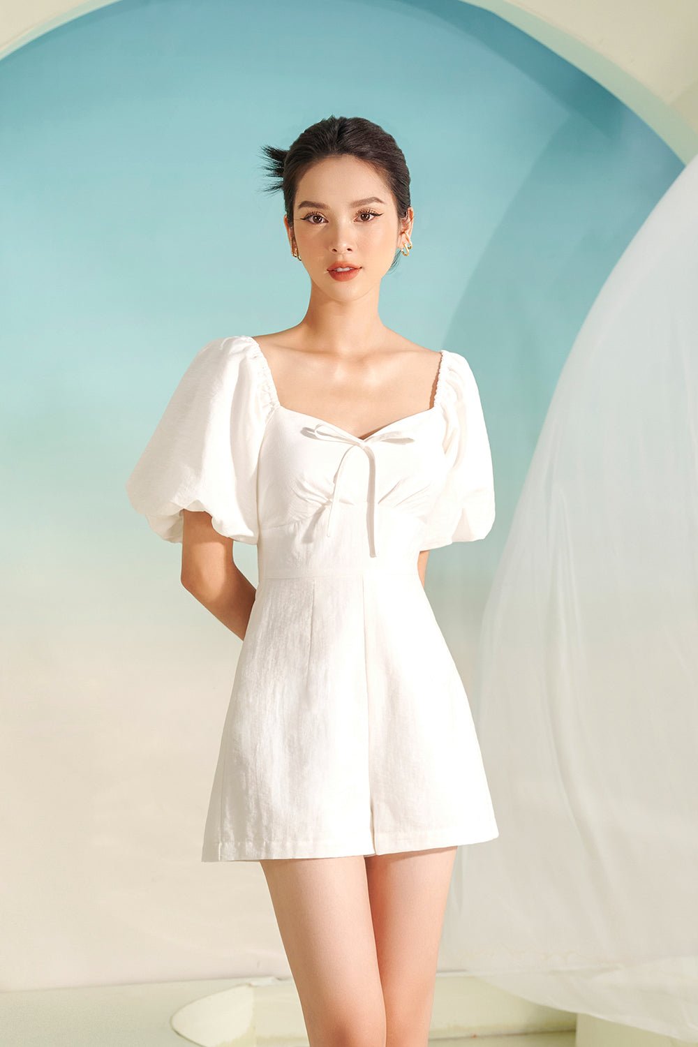 Gillian Billowy Sleeves Ribbon Playsuit in Iconic White