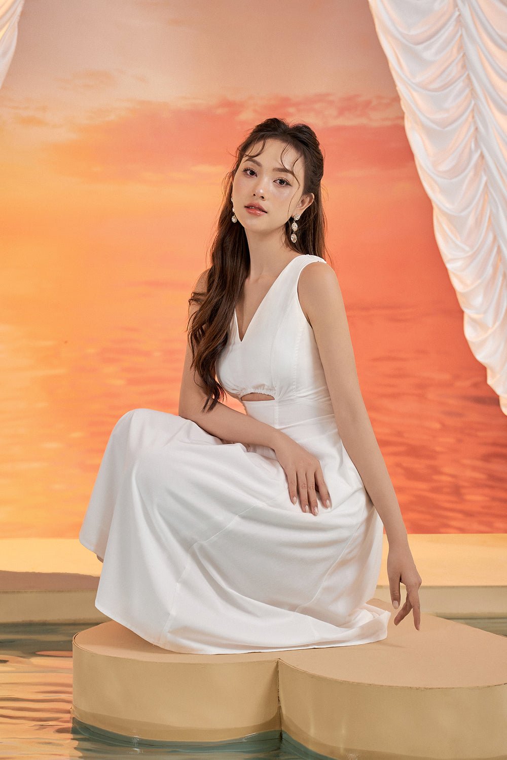 Grace Kelly Fit & Flare Padded Cut Out Dress in Iconic White