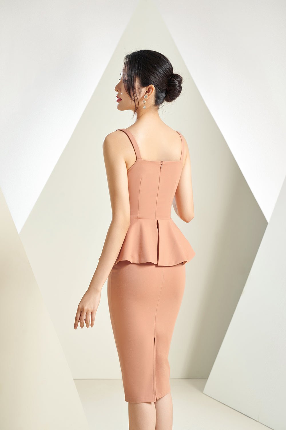 Ines Fitted Peplum Midi Dress in Classic Black