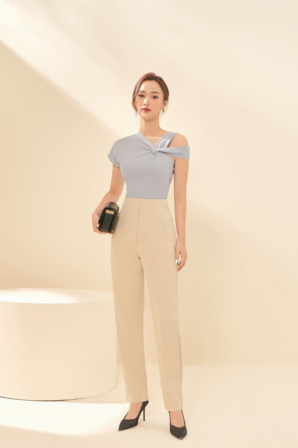 Alden Tapered Pant in Cream