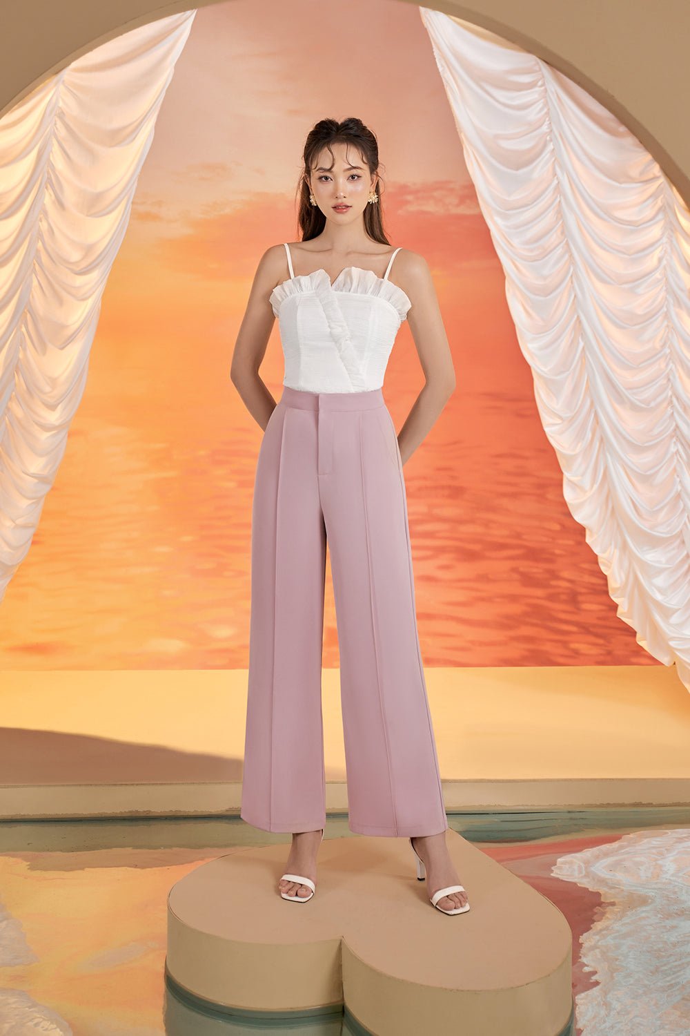 Millicent Straight Leg Pant in Classic Black (2023)