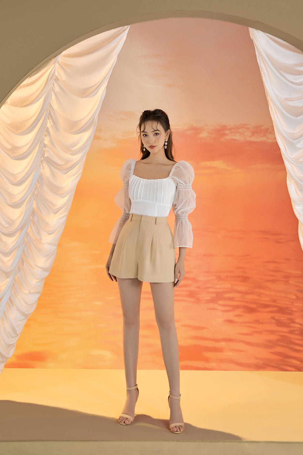 Minka Puffy Sleeved Blouson in Iconic White