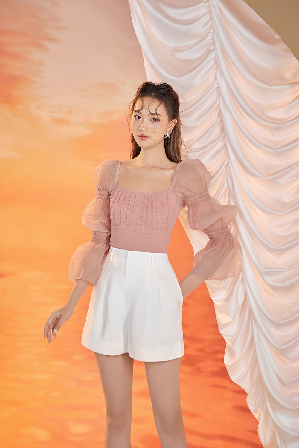 Minka Puffy Sleeved Blouson in Romantic Rose
