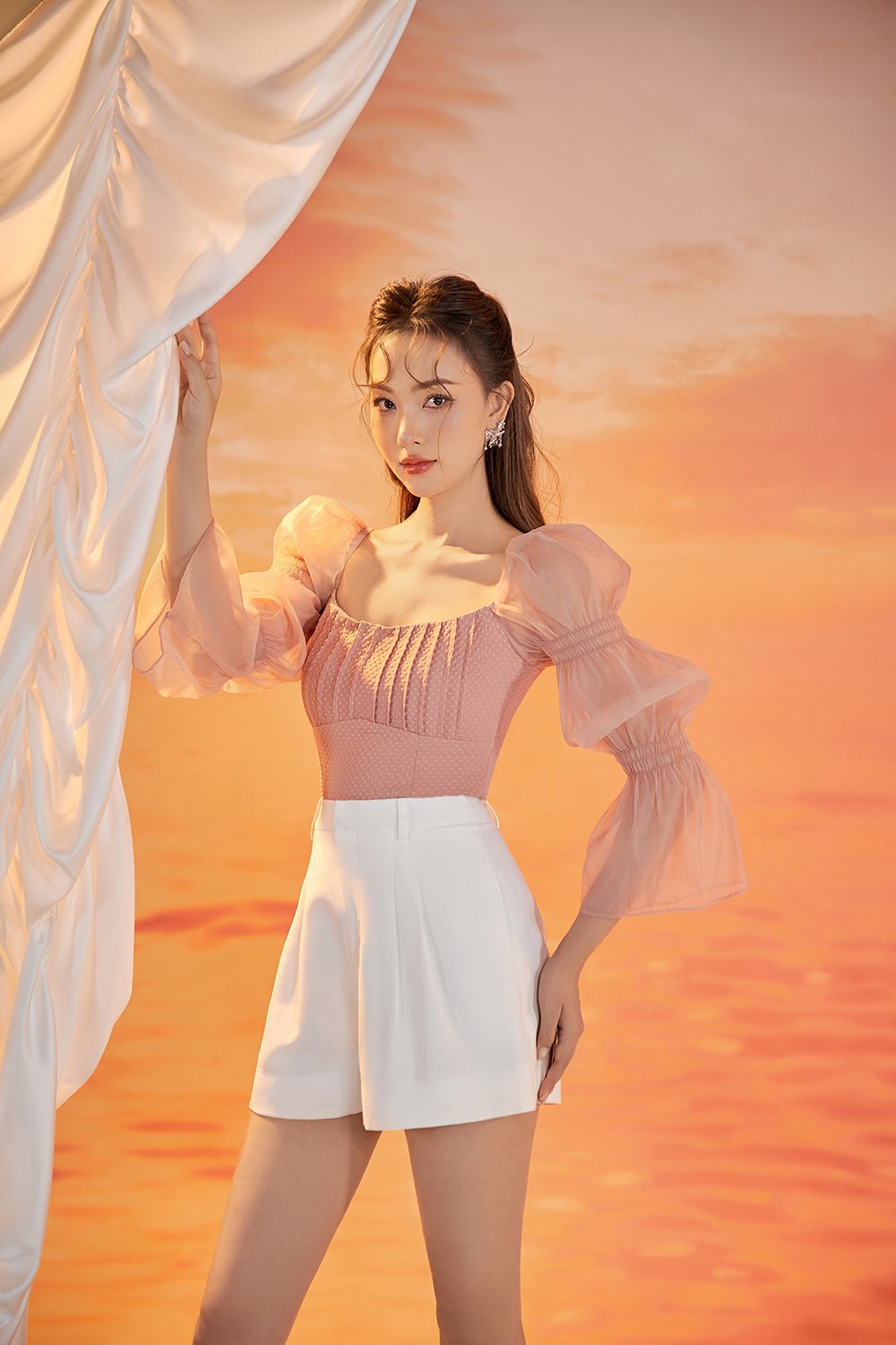 Minka Puffy Sleeved Blouson in Romantic Rose