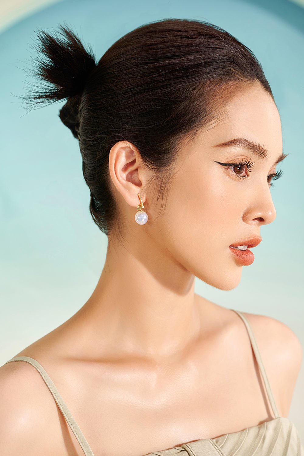 Mirae Pearl Earrings