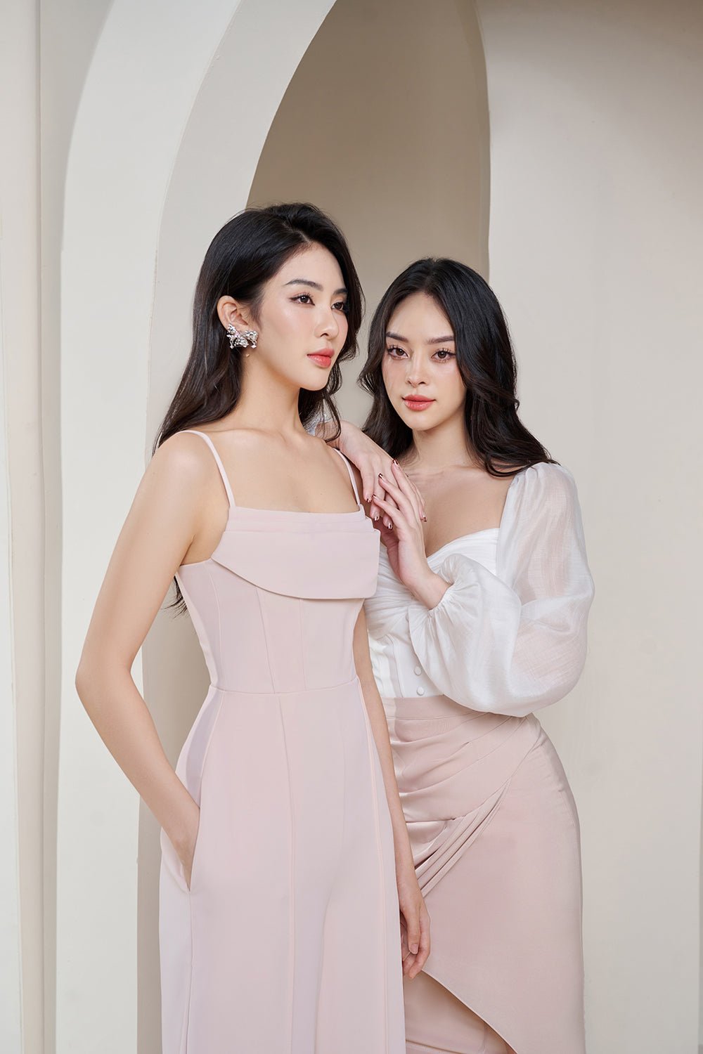 Nadja Corset Detail Sweetheart Blouson in Iconic White