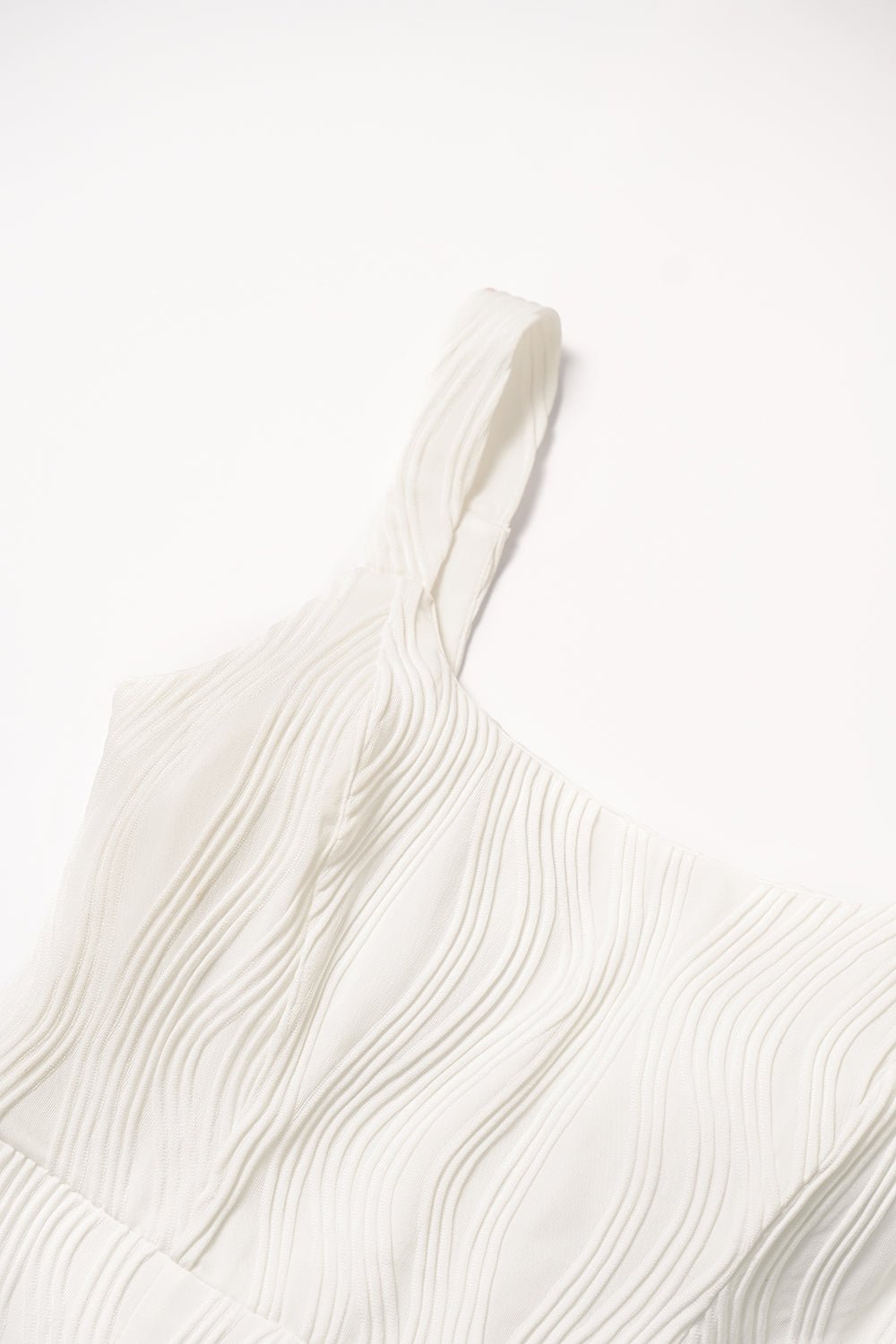 Nicole Fitted Textured Stretch Padded Midi Dress in Classic Black