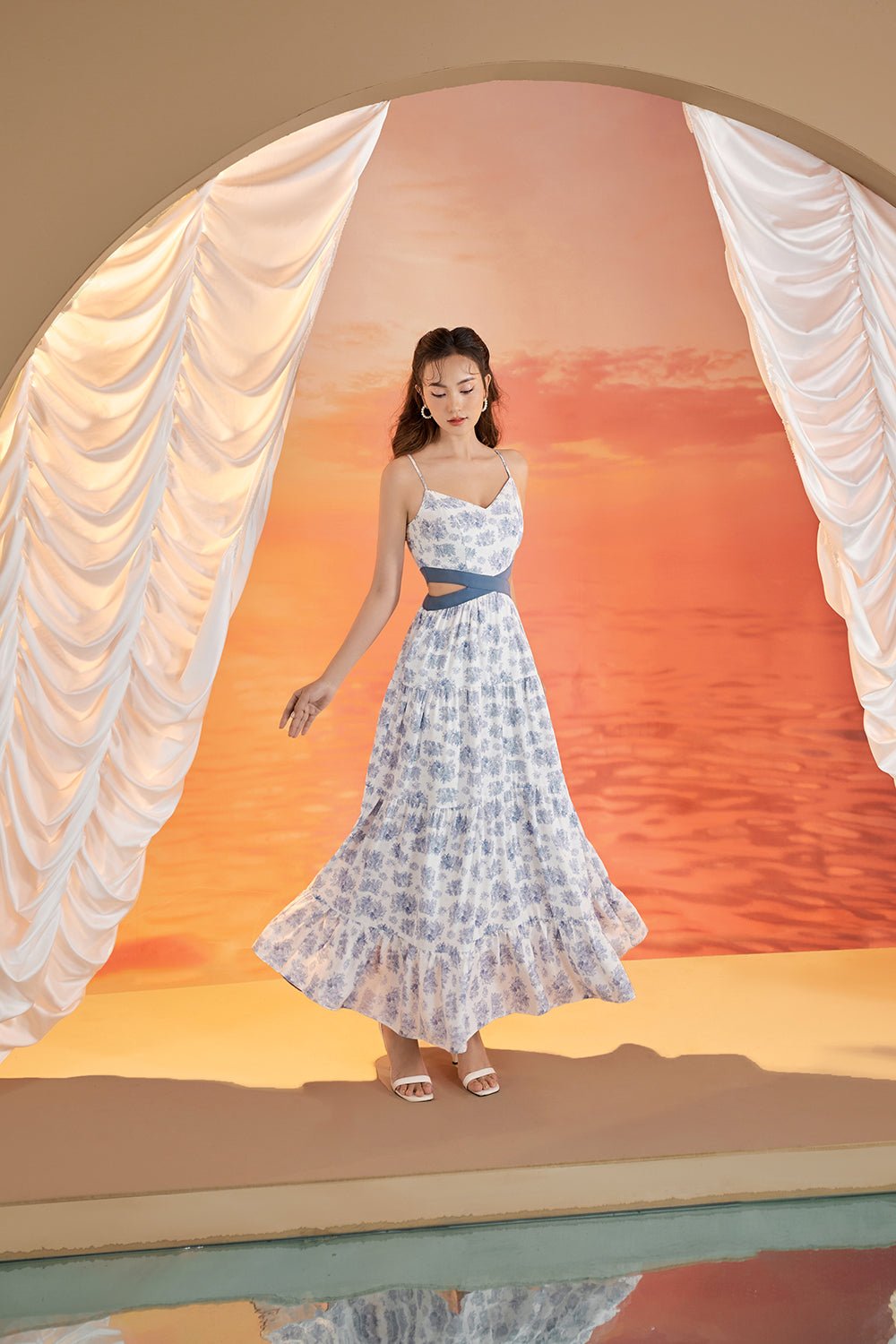 Scarlett Cut-Out Maxi Dress in Toile De Jouy - White/Vintage Blue