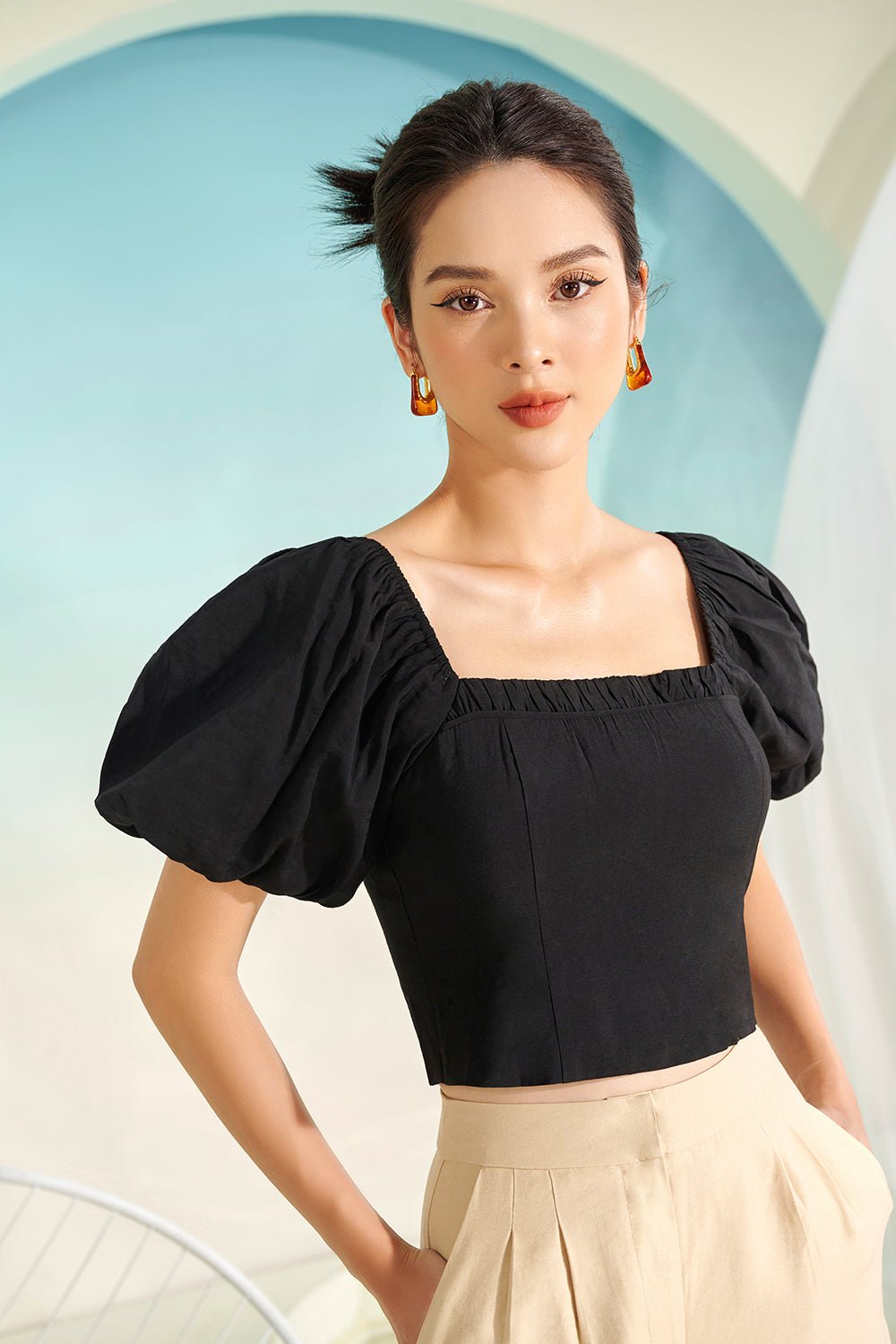 Tatum Puffy Sleeves Blouse in Peach