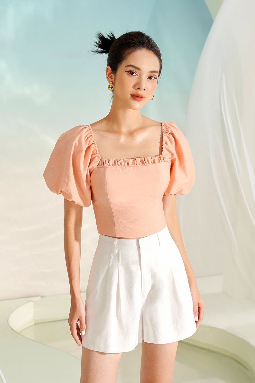Tatum Puffy Sleeves Blouse in Peach