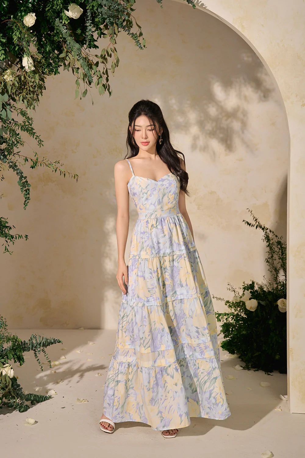 Lilou Sweetheart Neckline Tiered Maxi Dress in Violet/Yellow Abstract Floral