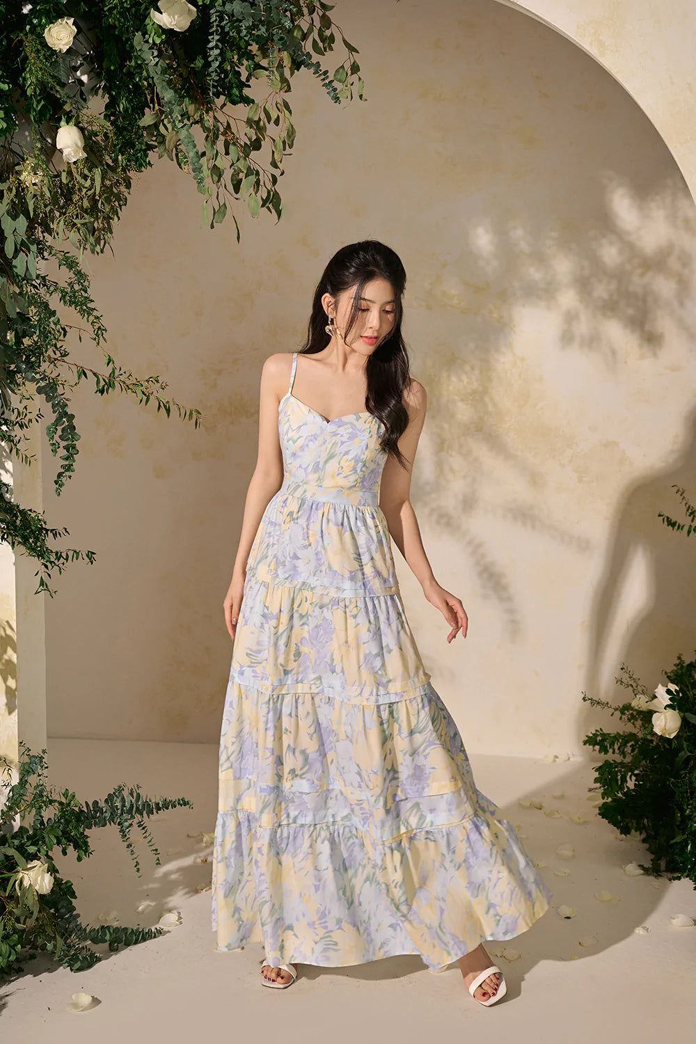 Lilou Sweetheart Neckline Tiered Maxi Dress in Violet/Yellow Abstract Floral