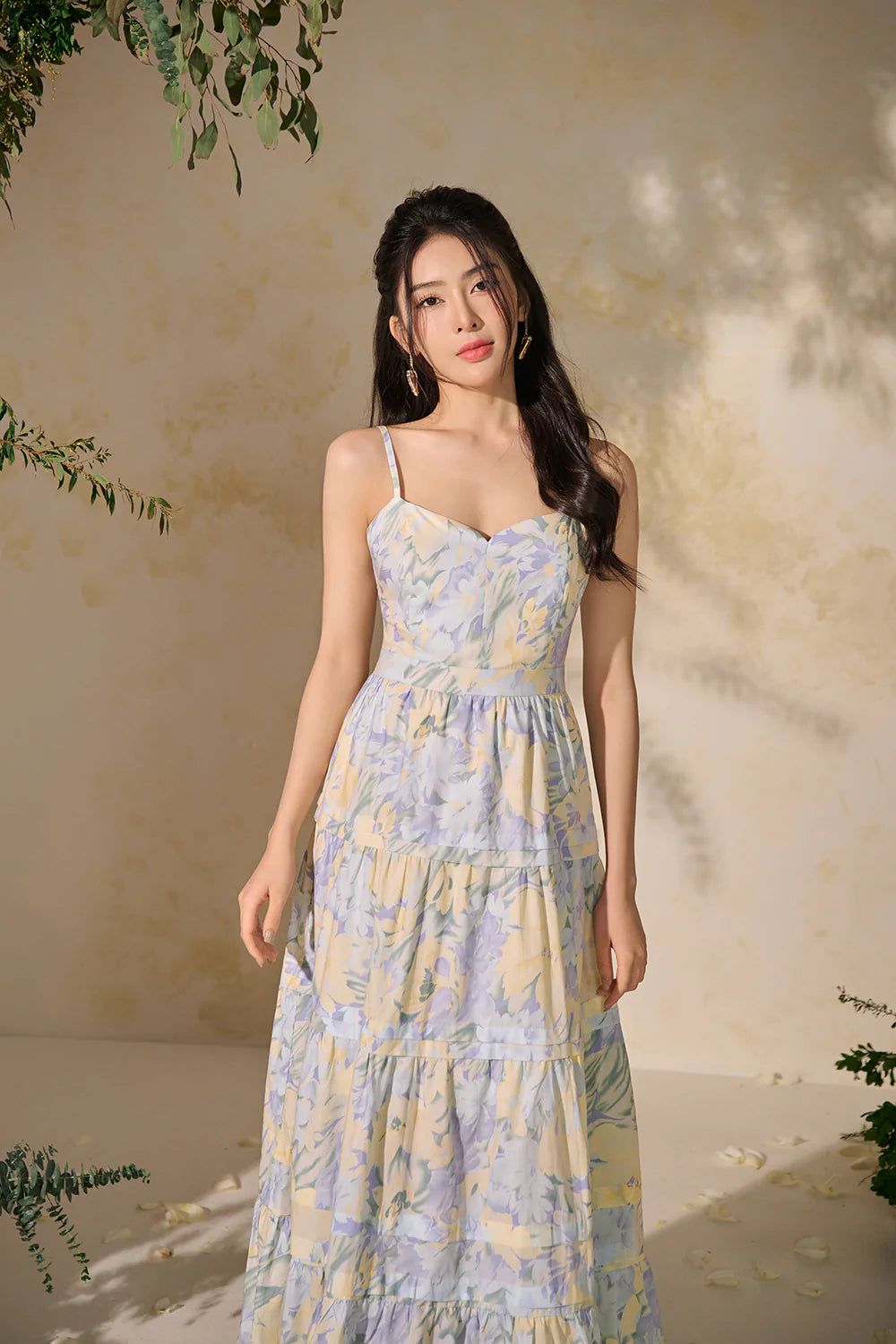 Lilou Sweetheart Neckline Tiered Maxi Dress in Violet/Yellow Abstract Floral