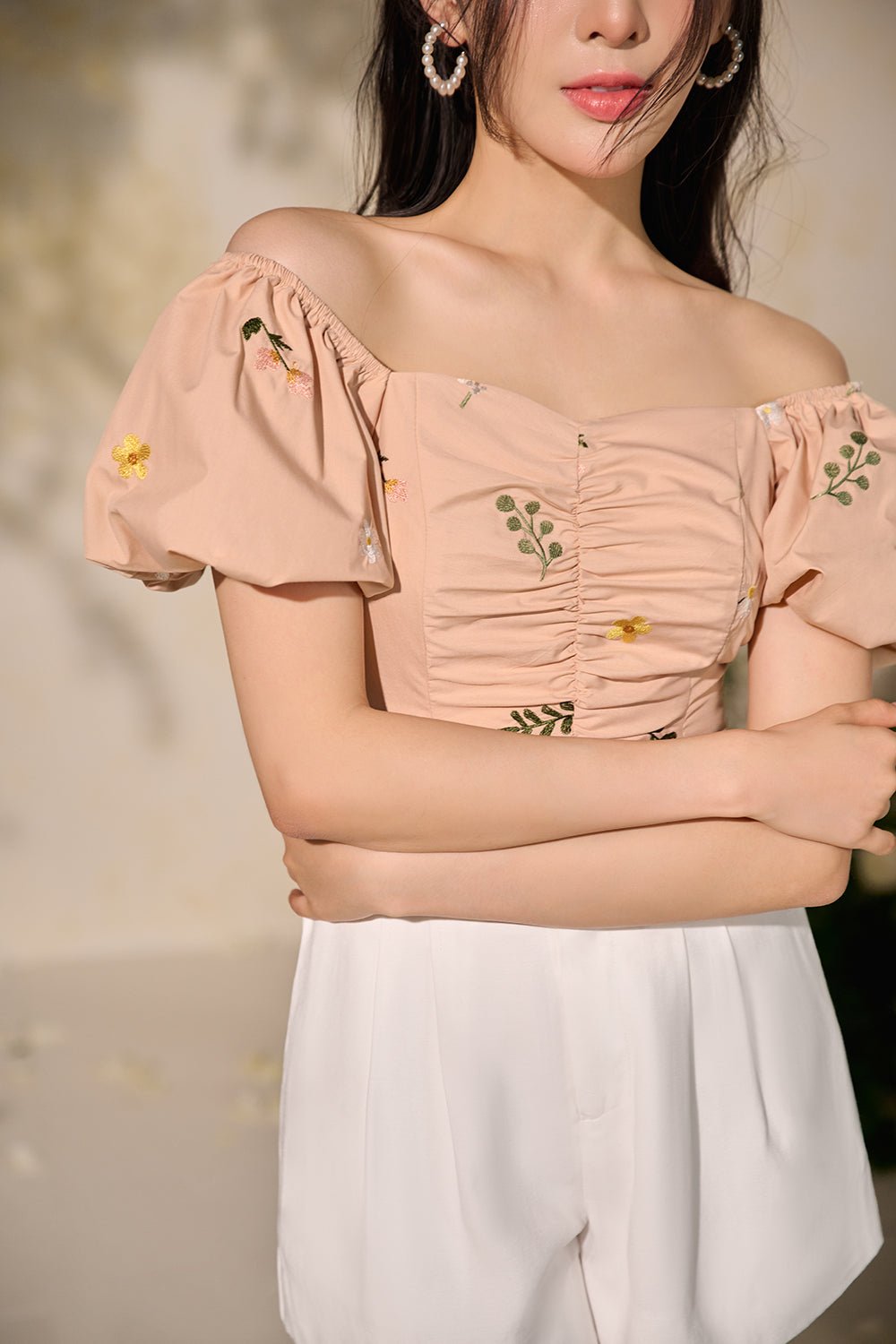 Renee Puffy Sleeved Embroidered Floral Top in Rouge