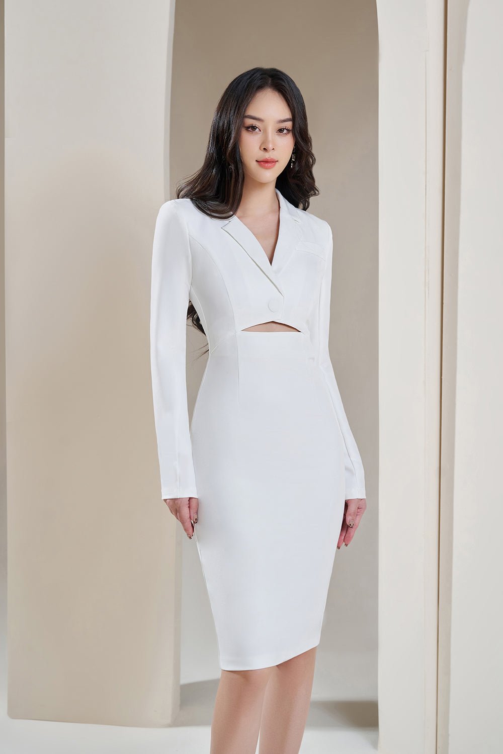 Sheri Lapel Neck Blazer Fitted Dress in Iconic White